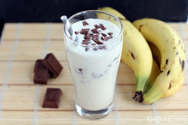 healthy-banana-chocolate-milkshake-wm